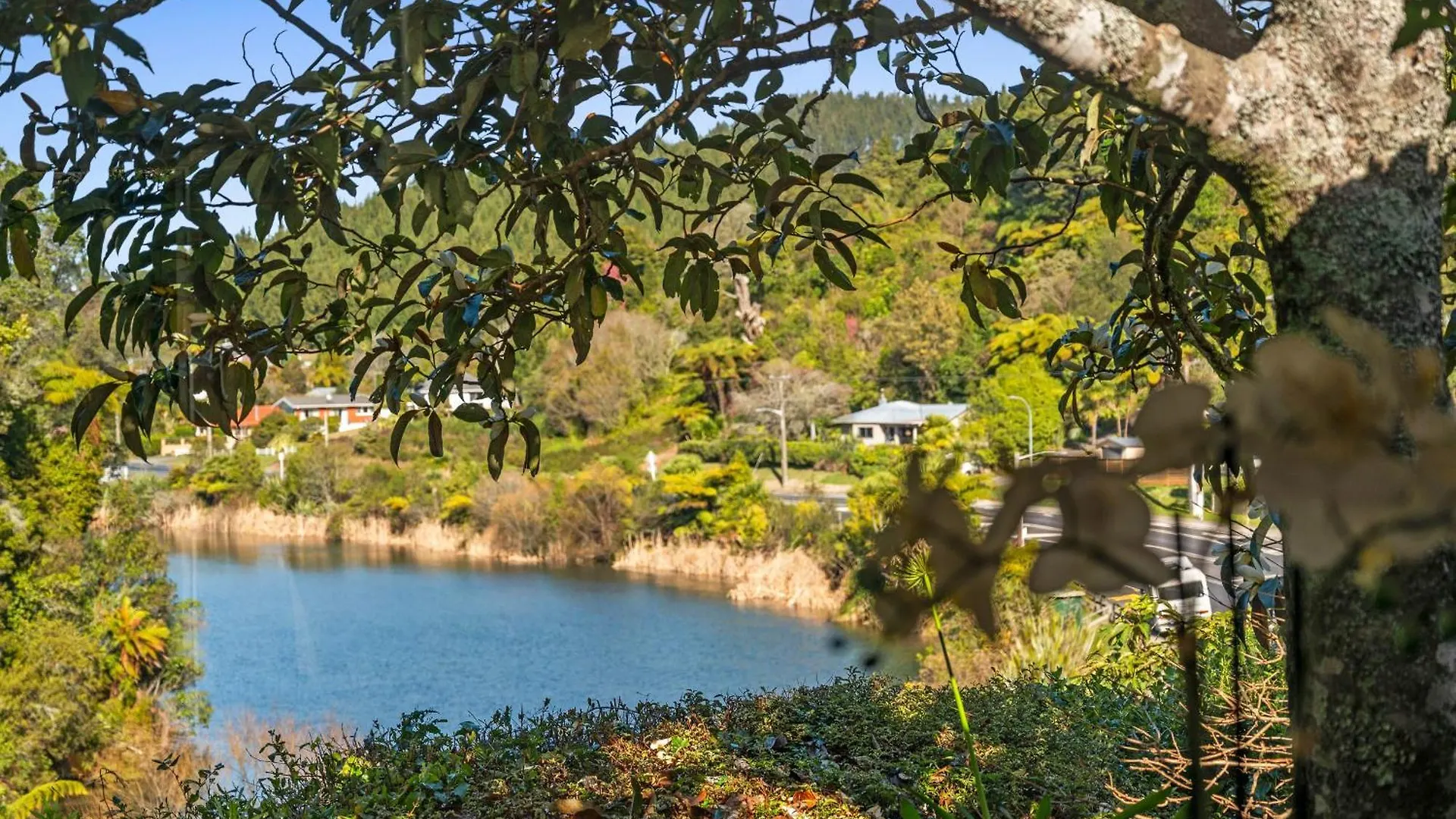 Trout Pool House - Okere Falls Lakeside Retreat Rotorua